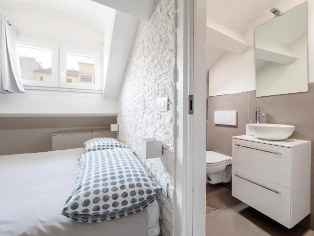 Appartamento Sammartini Nice Attic